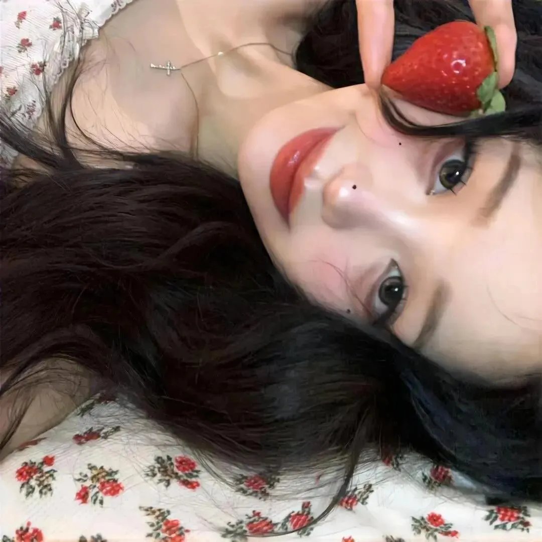 彩色中的黑白